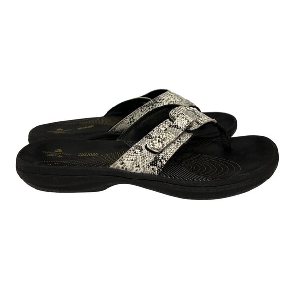 Clarks Women's Breeze Sea Lightweight Snakeskin Flip Flop Sandal Women's Size 9 - Picture 1 of 9
